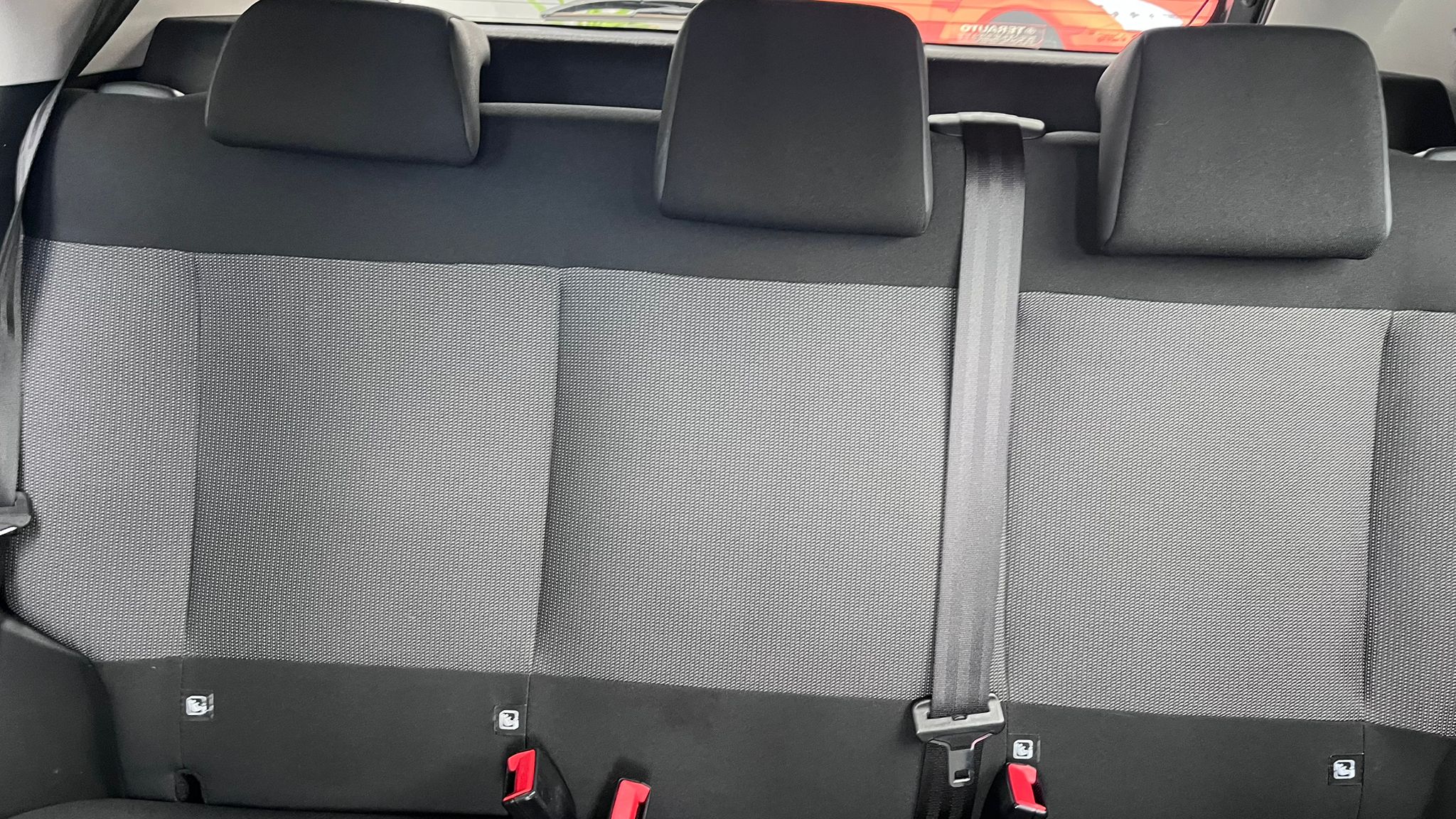 WhatsApp Image 2026-04-01 at 16.50.05-4.jpeg