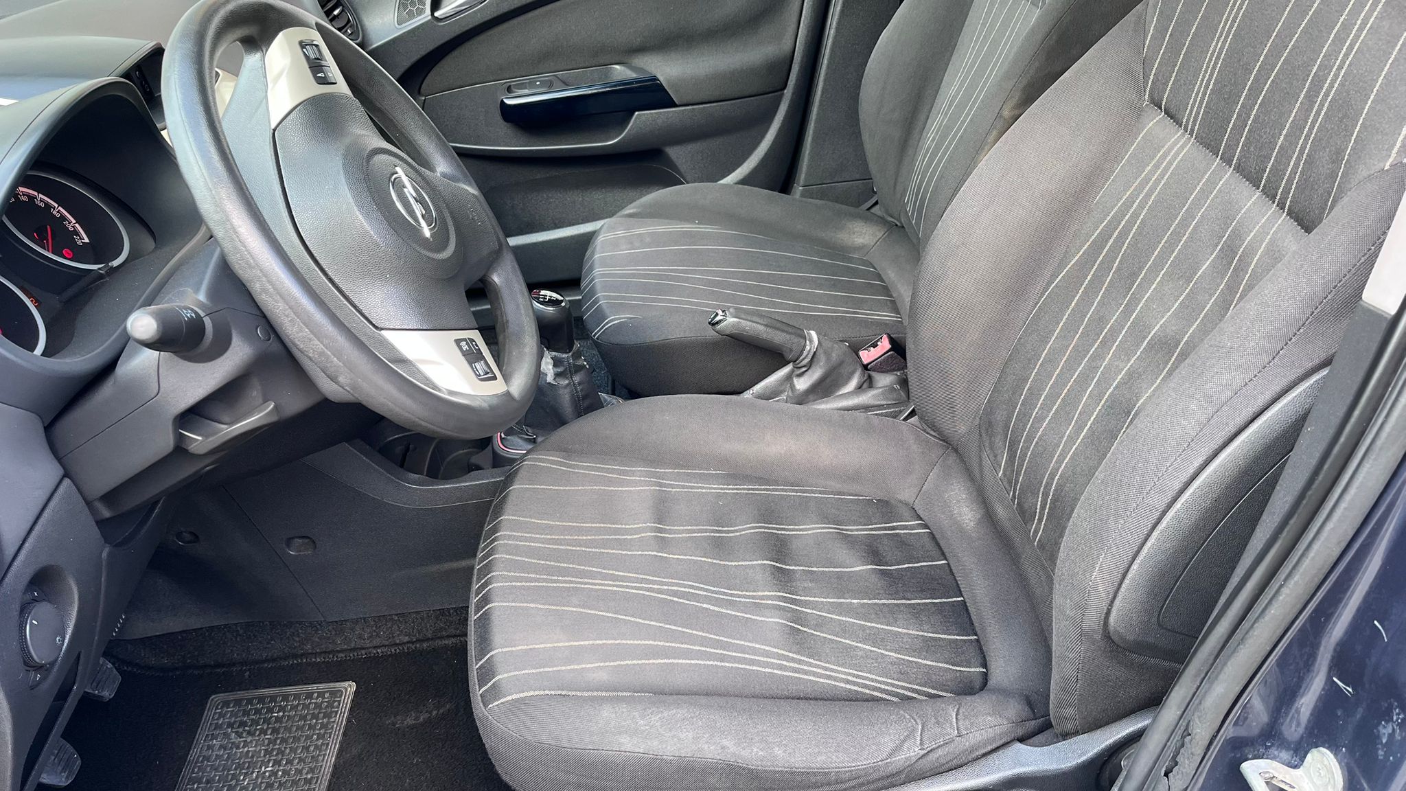 WhatsApp Image 2026-04-14 at 15.07.02-6.jpeg