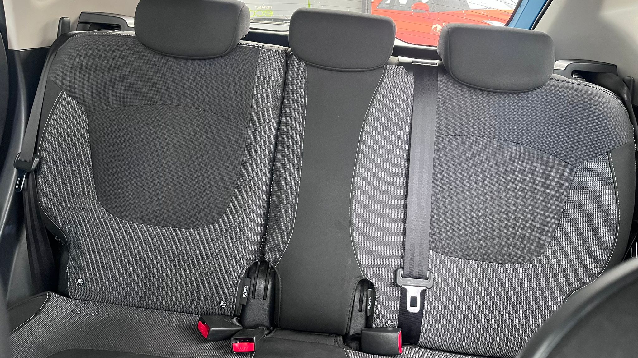 WhatsApp Image 2026-04-23 at 15.10.21-2.jpeg