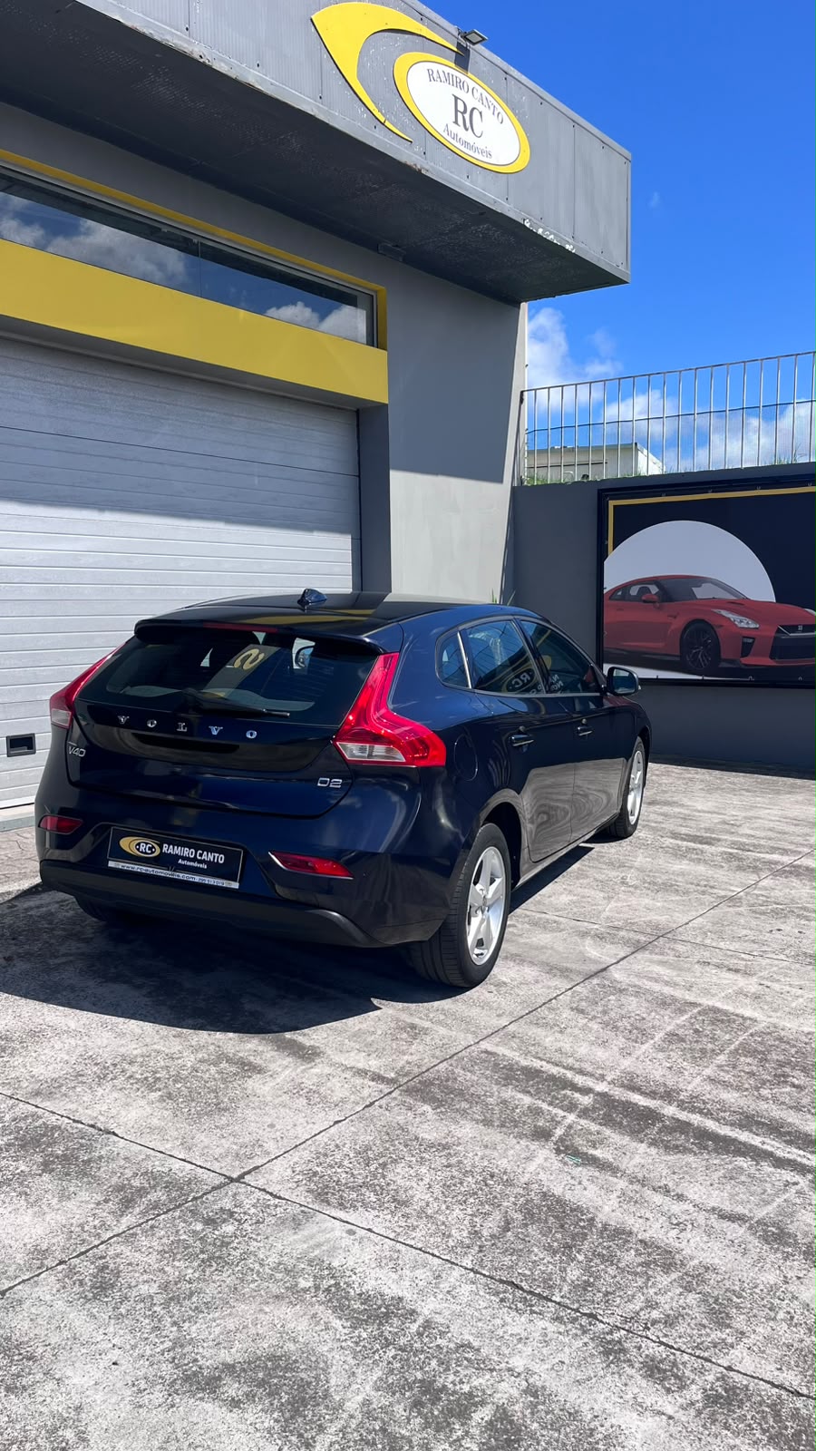 volvov40.6.jpeg