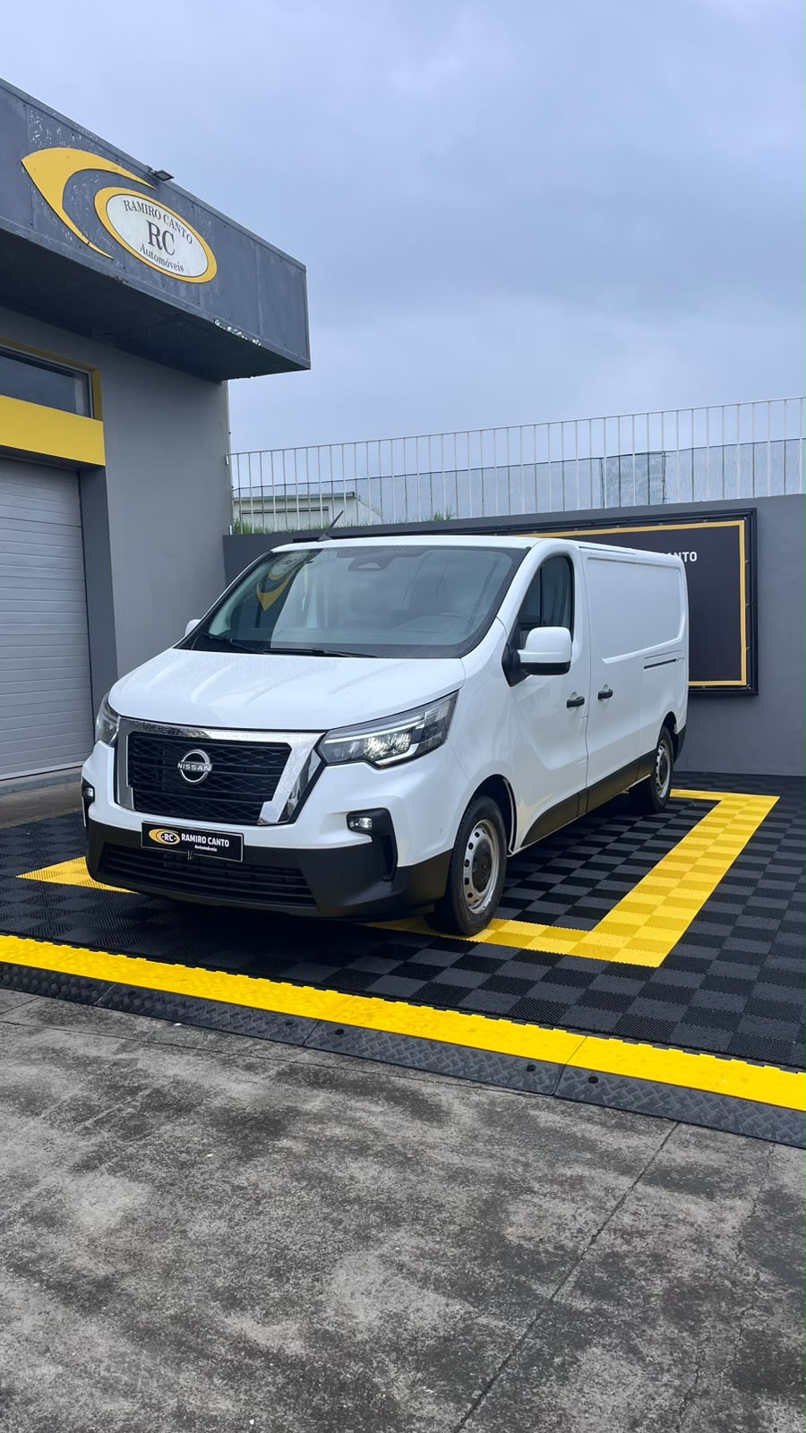 nissanprimastar1.jpeg