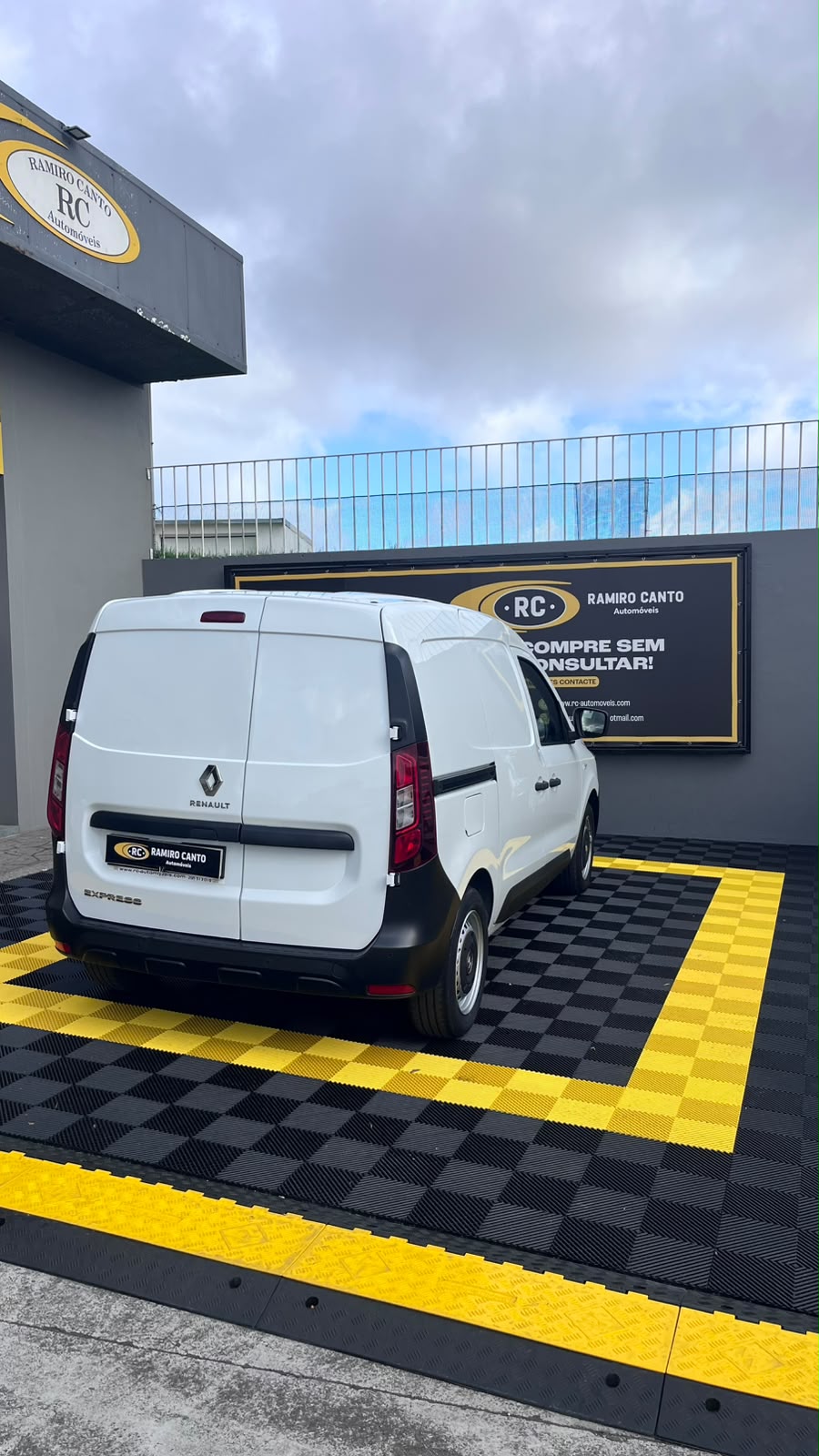 Renaultexpress4.jpeg