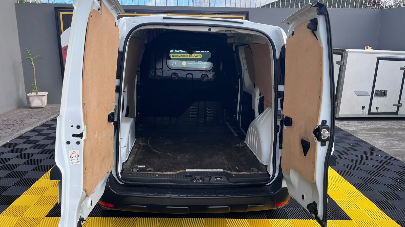 Renaultexpress6.jpeg