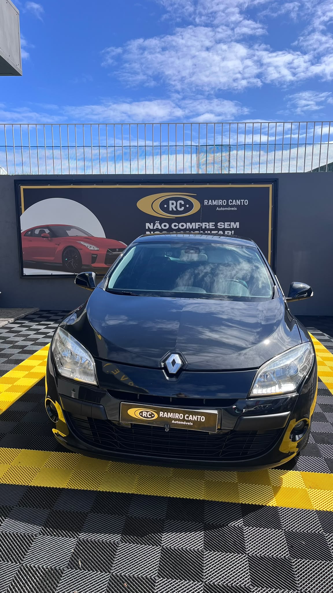 RenaultMegane2.jpeg