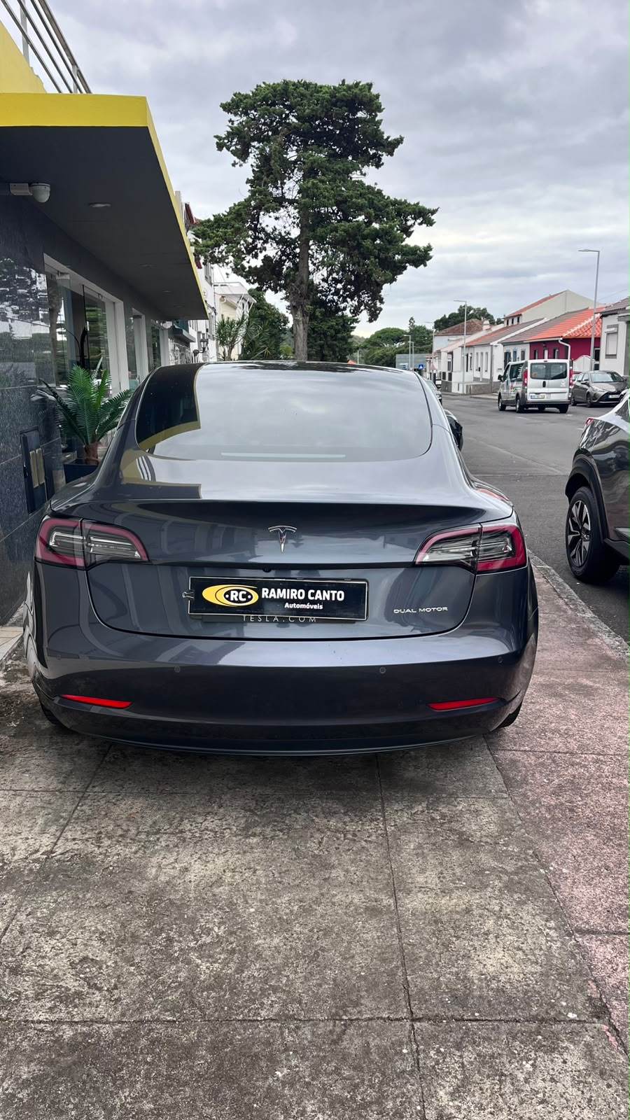 Tesla3.jpeg
