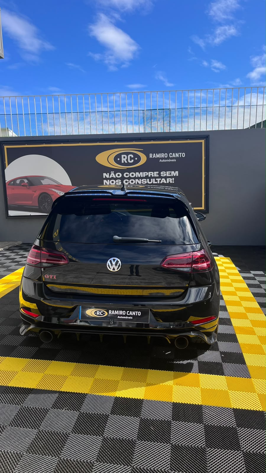 Volkswagen4.jpeg