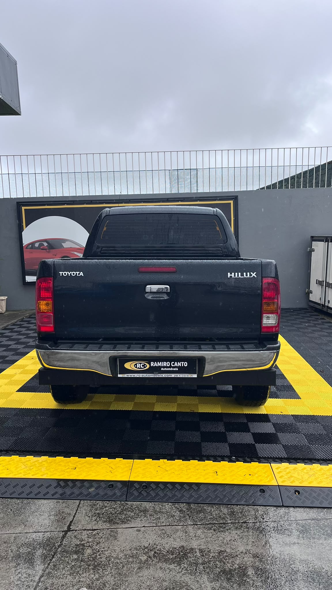 ToyotaHilux3.jpeg